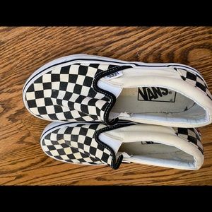 checkered vans